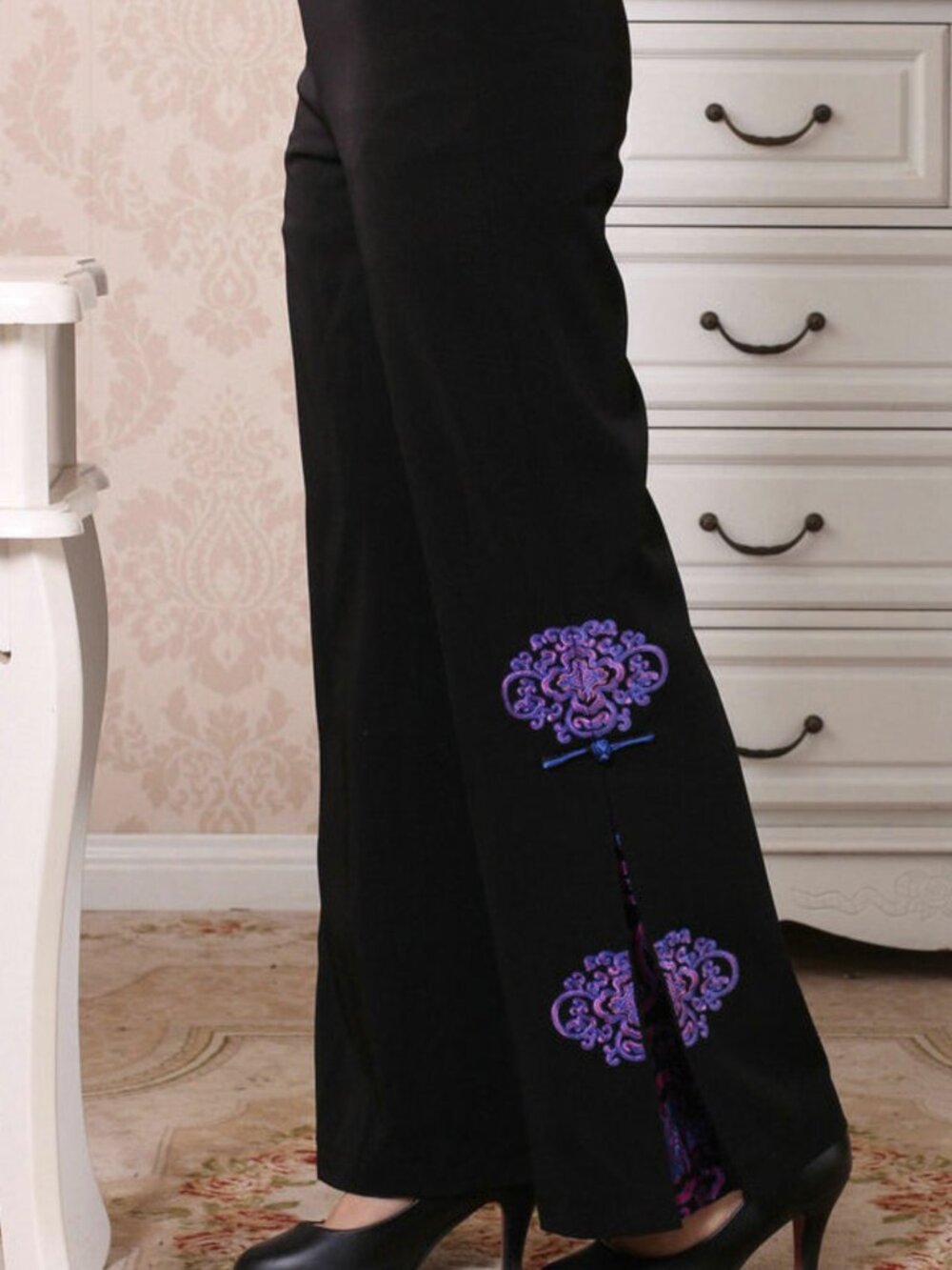Chinese Inspired Embroidered Ruyi Floral Medallion Split Hem Wide Leg Pants XXL